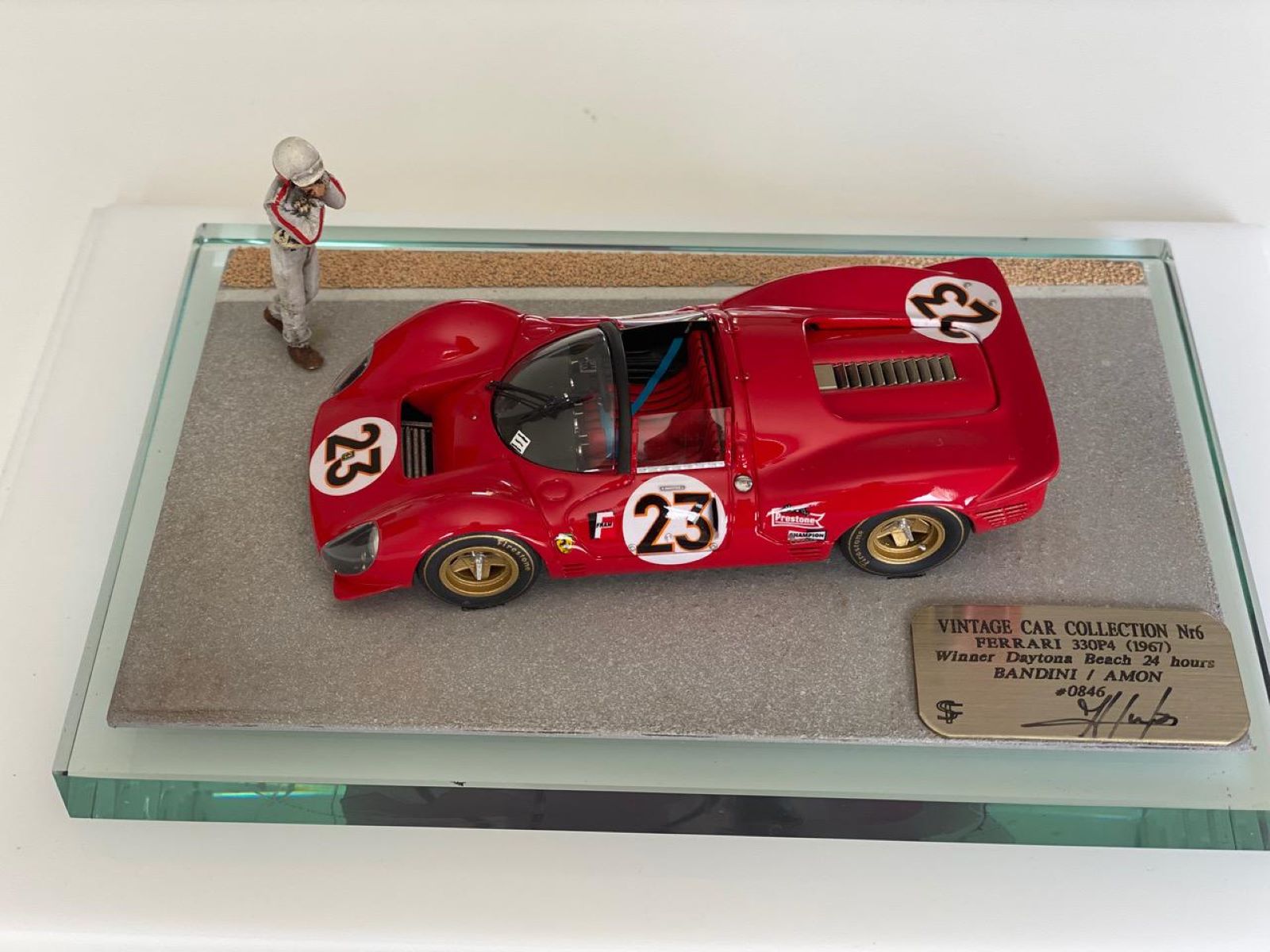 F. Suber : Ferrari 330 P4 spyder Winner daytona 1967 --> SOLD